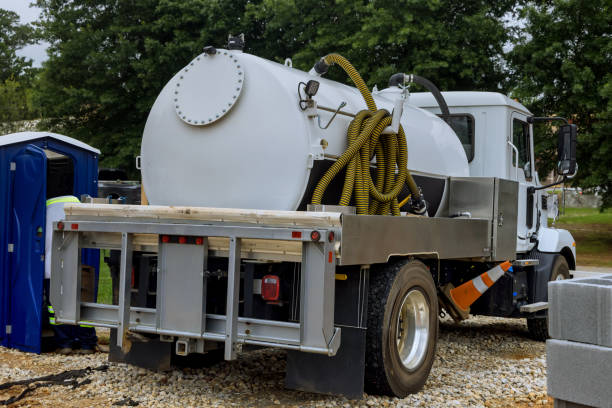 Portable Toilet Options We Offer in Silver Hill, MD